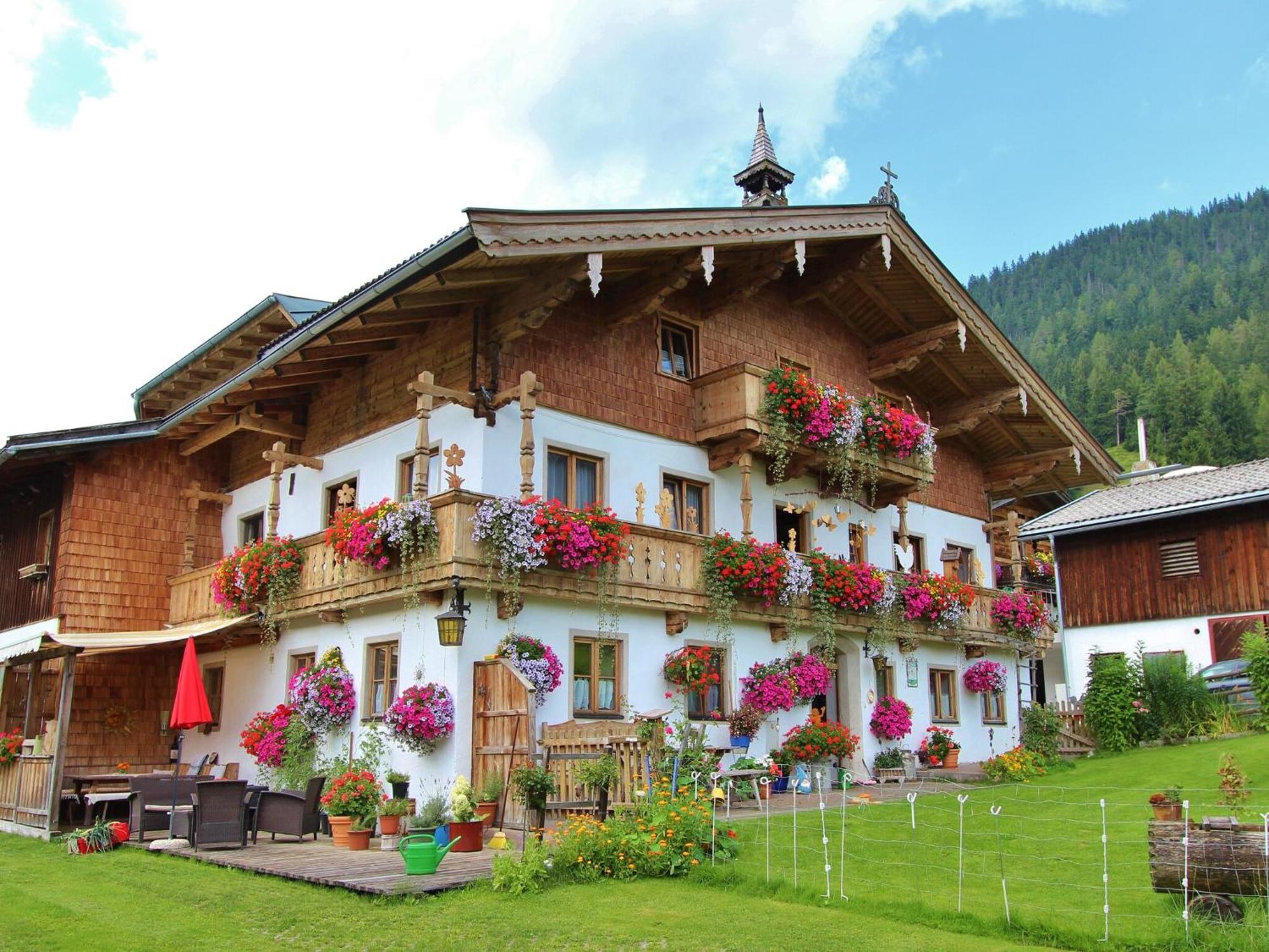 Cozy Feel Good Holiday Apartment In Leogang Extérieur photo